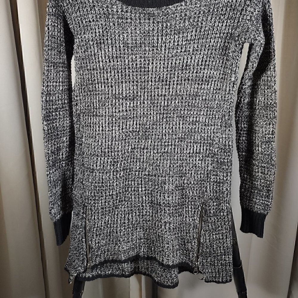 Anthropologie Ruby Moon Side Zip Tunic Sweater Size Small - Picture 5 of 14